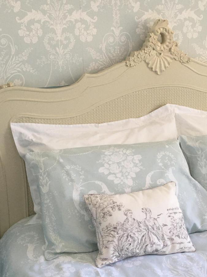 Manoir De L'Epine Bed & Breakfast Saint-Severin Bagian luar foto